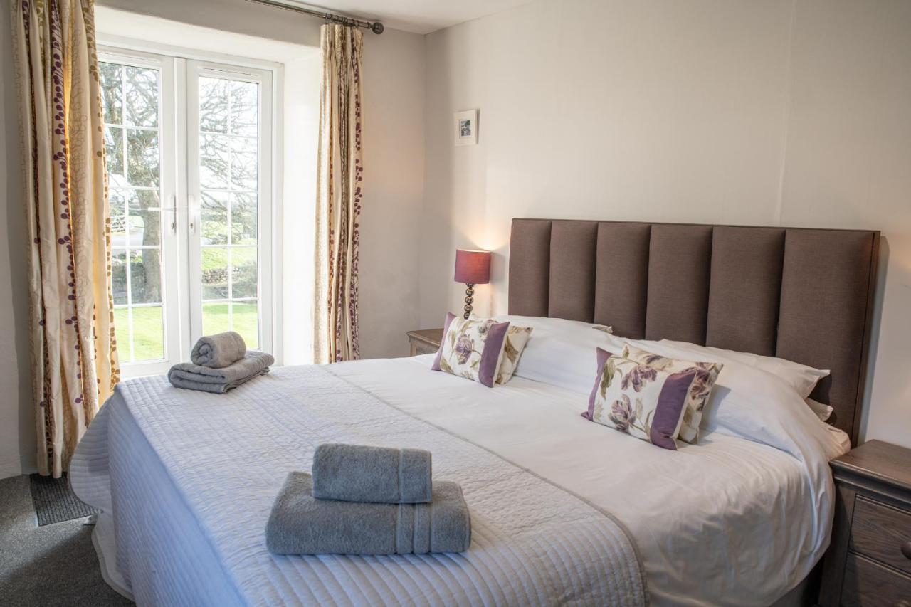 Tregaddra Farm B&B Helston Exterior photo